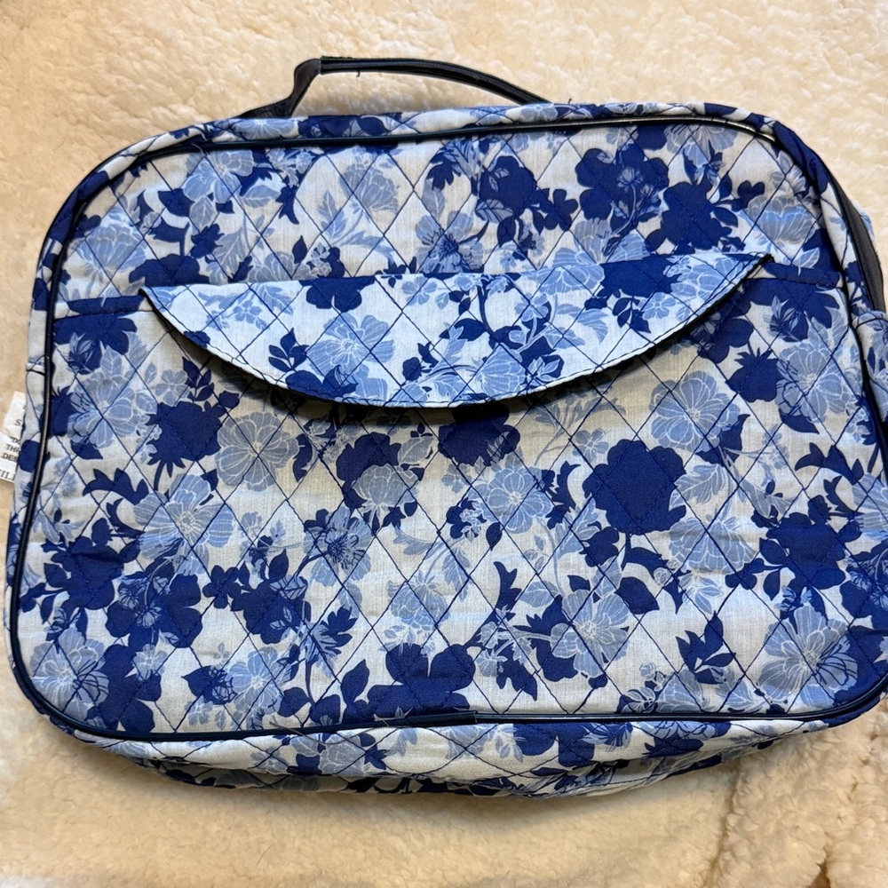 3 piece weekender set. Blue Floral Quilted Women’s Travel Tote